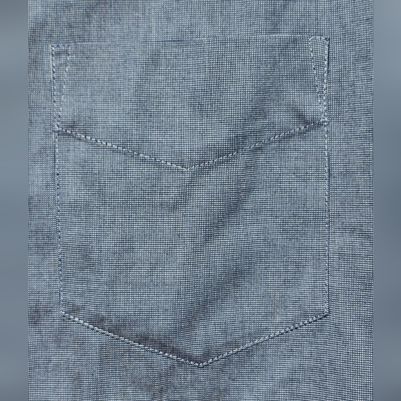 UNTUCKit Wrinkle-Free Short-Sleeve Petrus Shirt - Picture 7 of 7